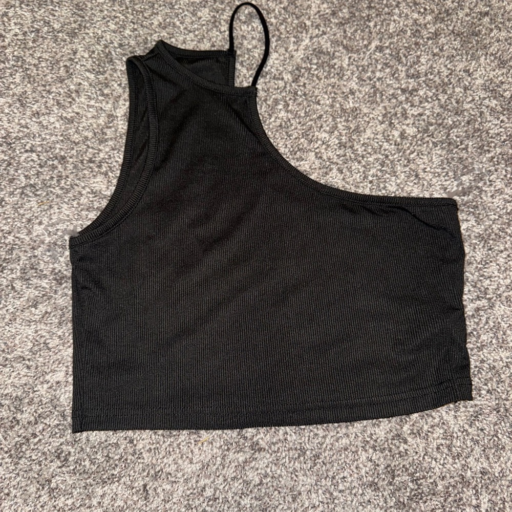 SHEIN Black One-Shoulder Ribbed Crop Top